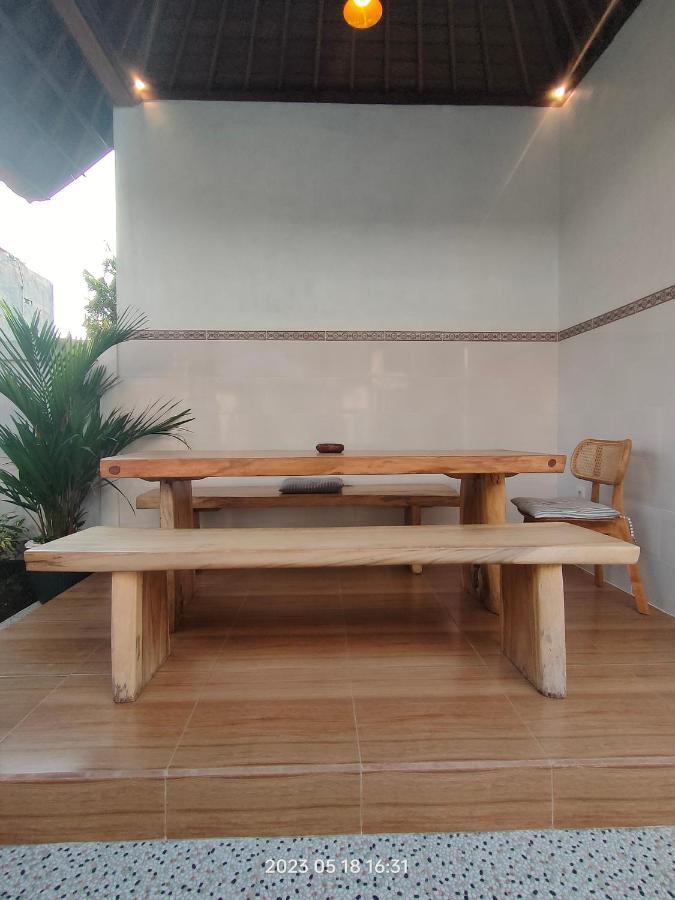 Konex Homestay Canggu Eksteriør billede